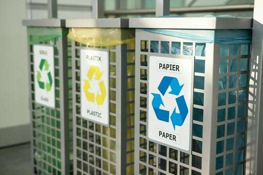 Czym jest recykling odpadów i jakie są jego zalety?